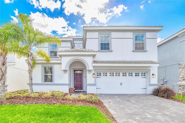 1588 Maidstone Court, DAVENPORT