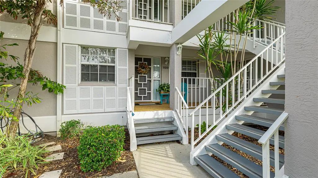 1109 Edgewater Circle 1109, BRADENTON