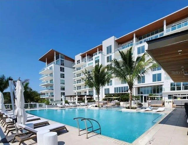 1020 Sunset Point Road 505, CLEARWATER