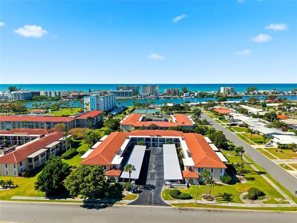 10350 Imperial Point Drive W 4, LARGO