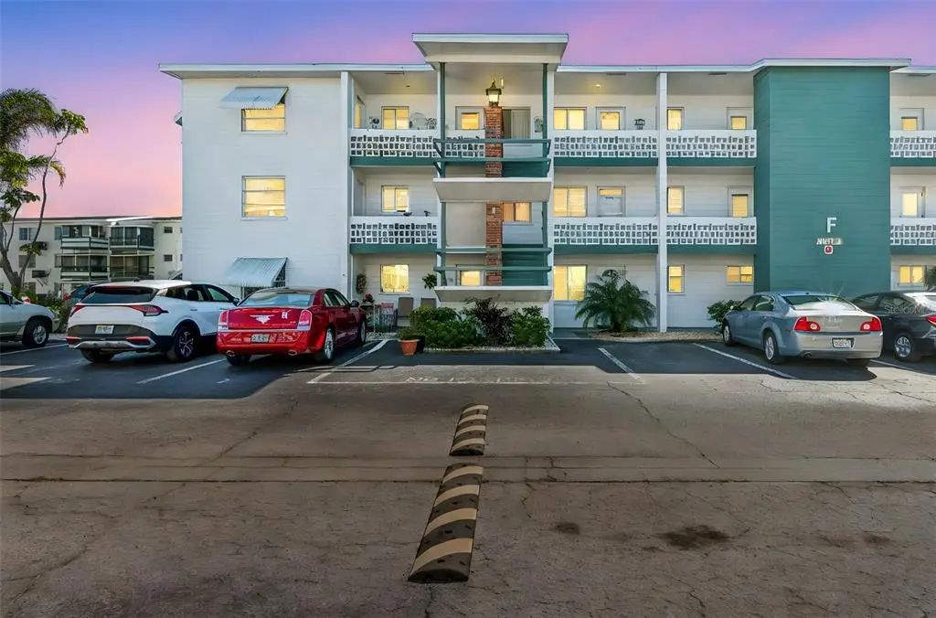 1881 Restful Drive L32, BRADENTON