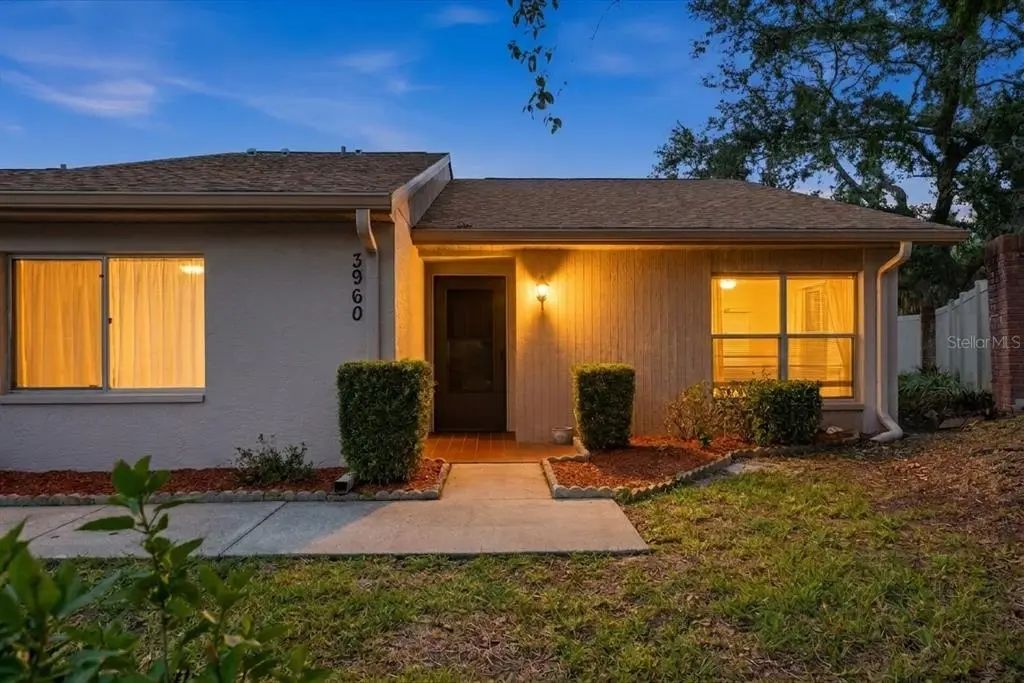 3960 Sailmaker Lane, HOLIDAY