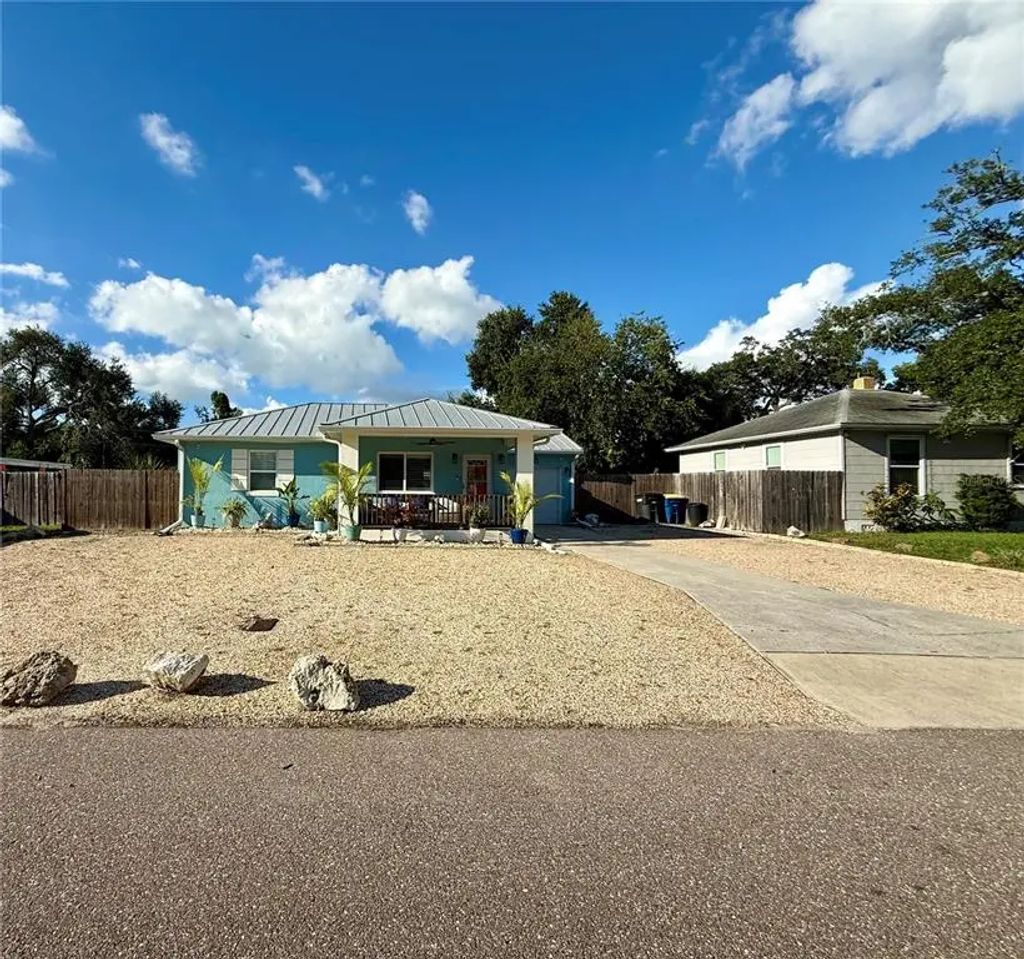 1216 Sheridan Road, CLEARWATER