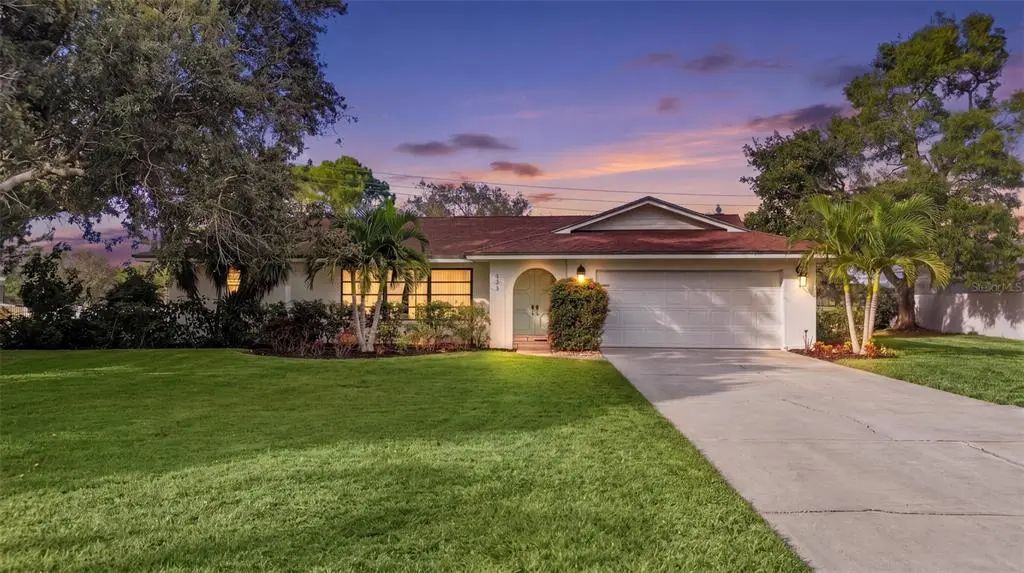 433 Whitfield Avenue, SARASOTA