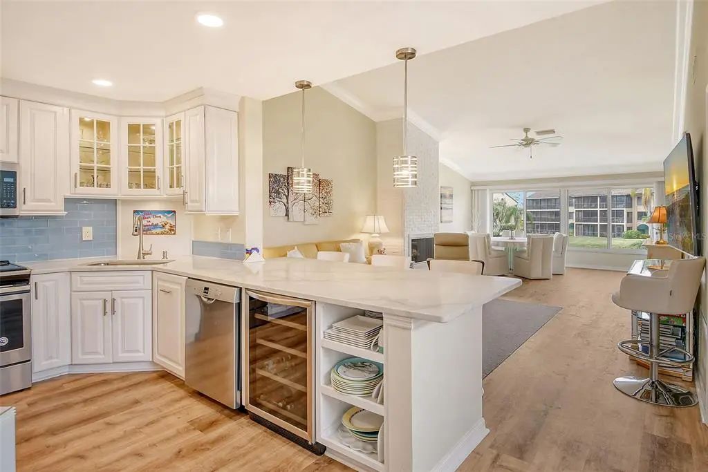 5644 Ashton Lake Drive 5644, SARASOTA