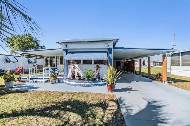 37235 Cora Avenue, ZEPHYRHILLS