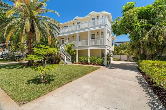 6113 Kipps Colony Drive W, GULFPORT