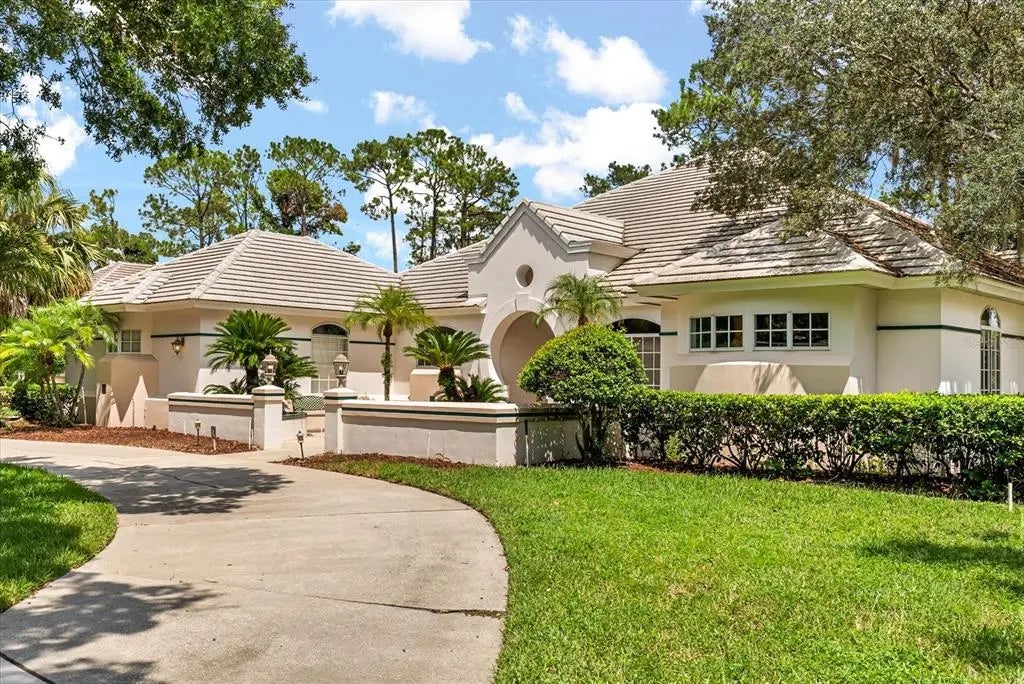 9713 Camberley Circle, ORLANDO