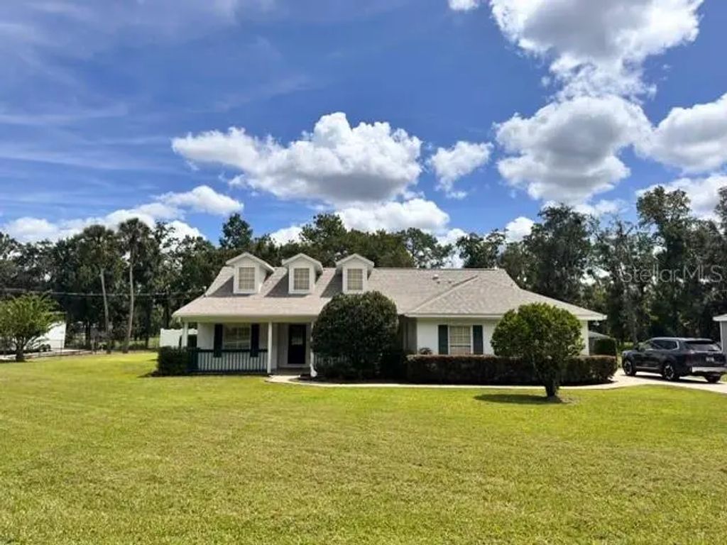 18815 Carr Drive, LUTZ