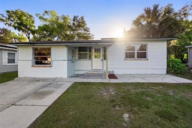 241 S Marydell Avenue, DELAND