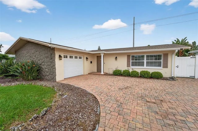 1472 Byram Drive, CLEARWATER
