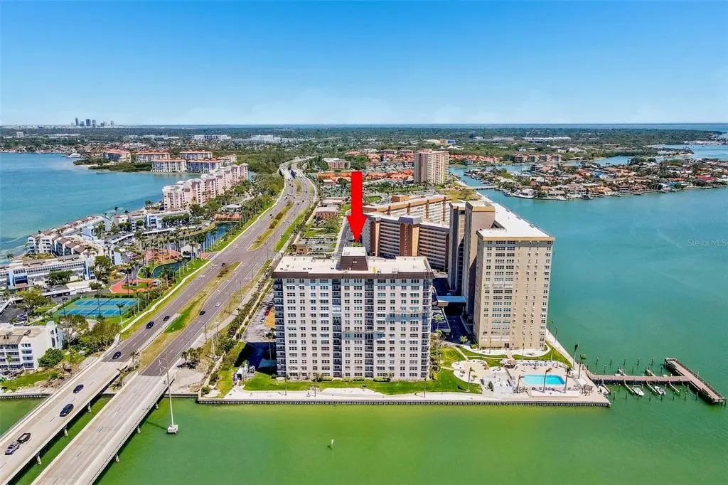 5220 Brittany Drive S 1309, ST PETERSBURG