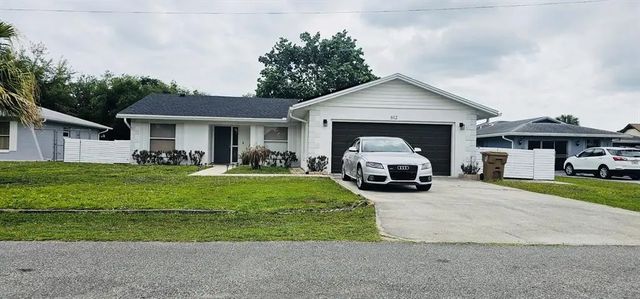 612 Estrada Lane, KISSIMMEE