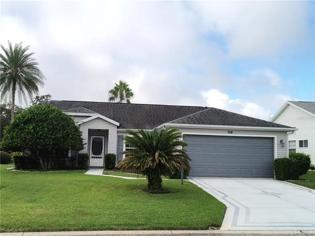 25419 Crestwater Drive Drive, LEESBURG