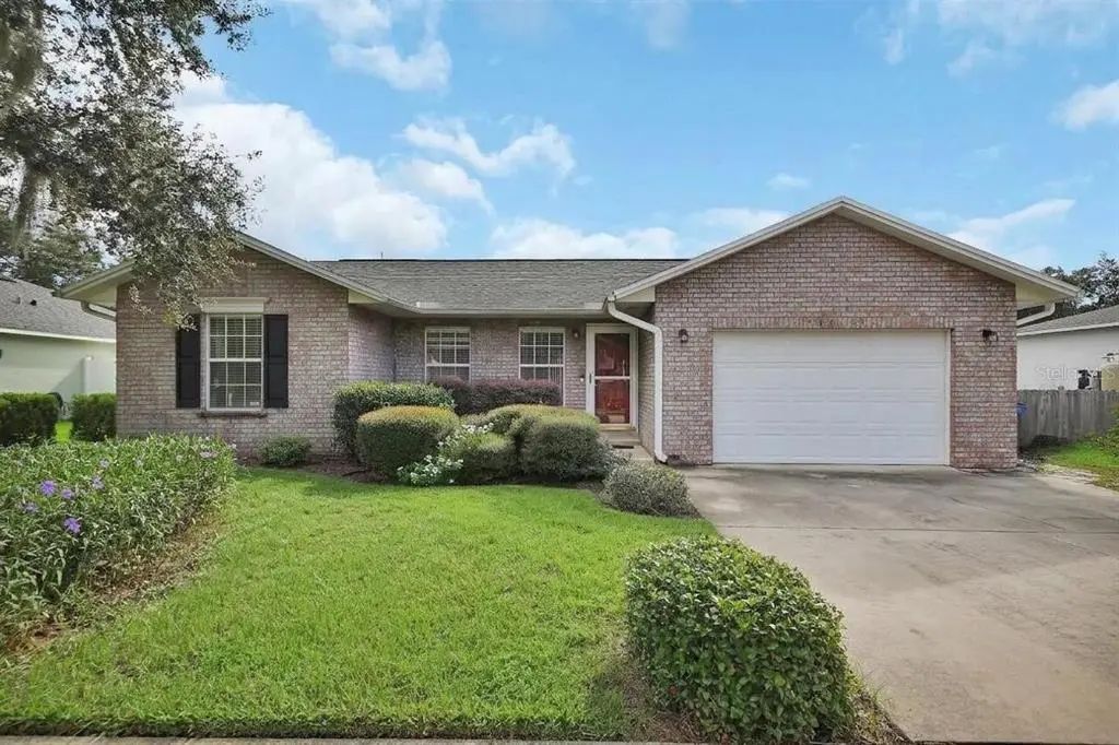 1141 8th Avenue, DELAND