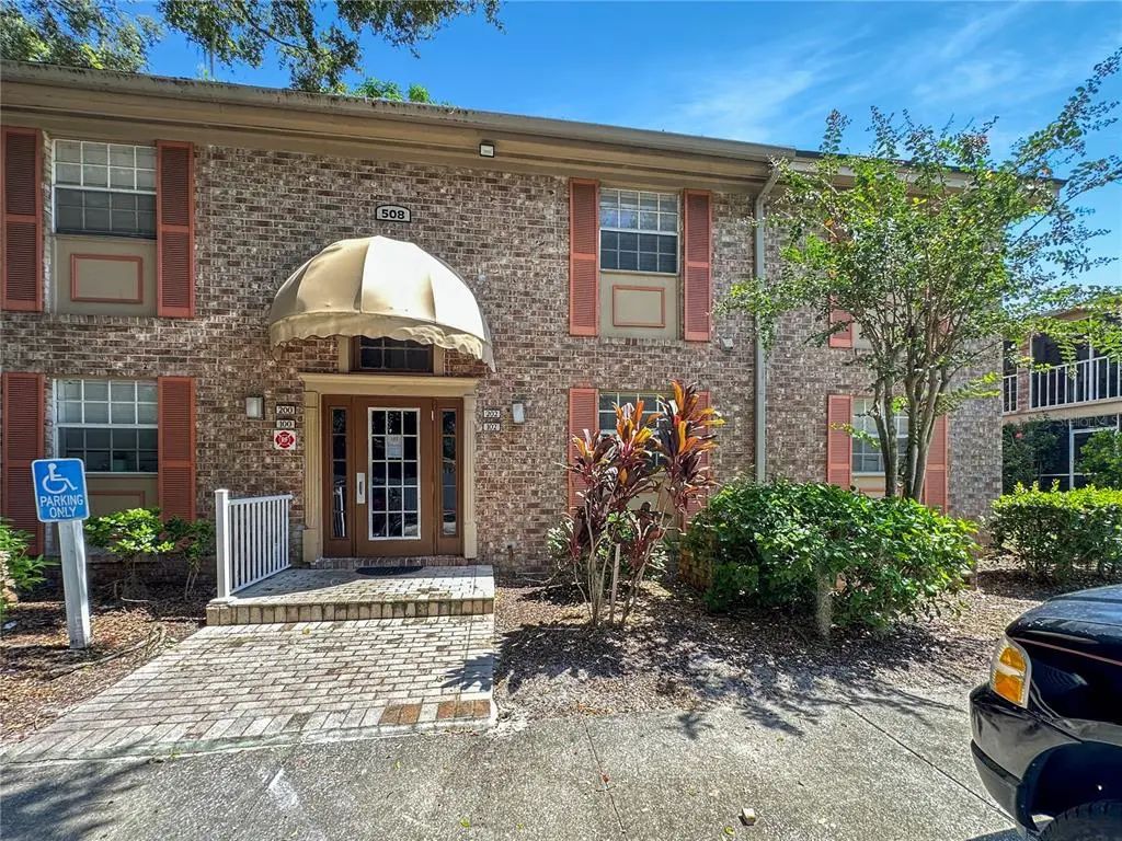 508 Banyon Tree Circle 200, MAITLAND