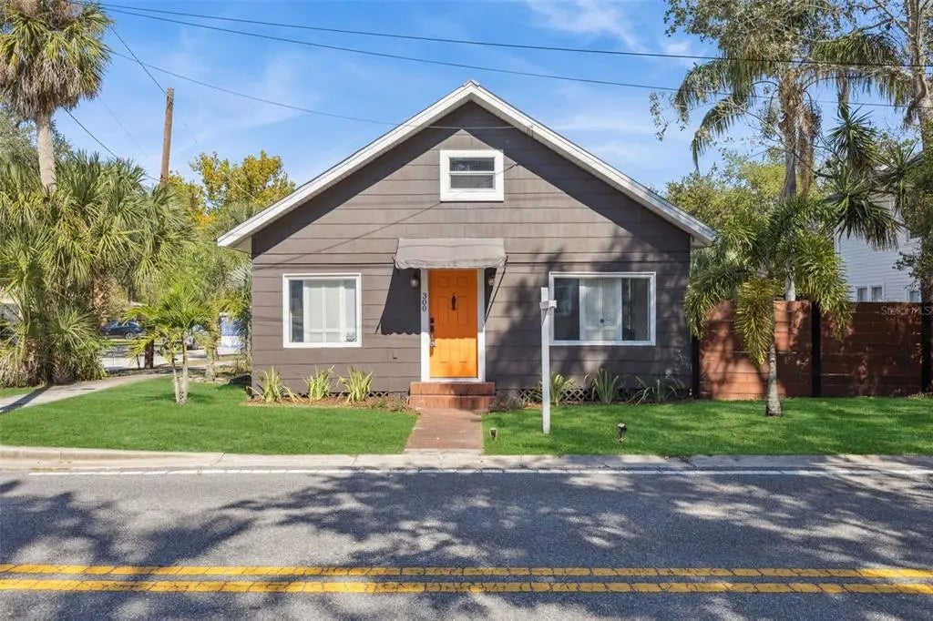 300 E 20th Street, SANFORD