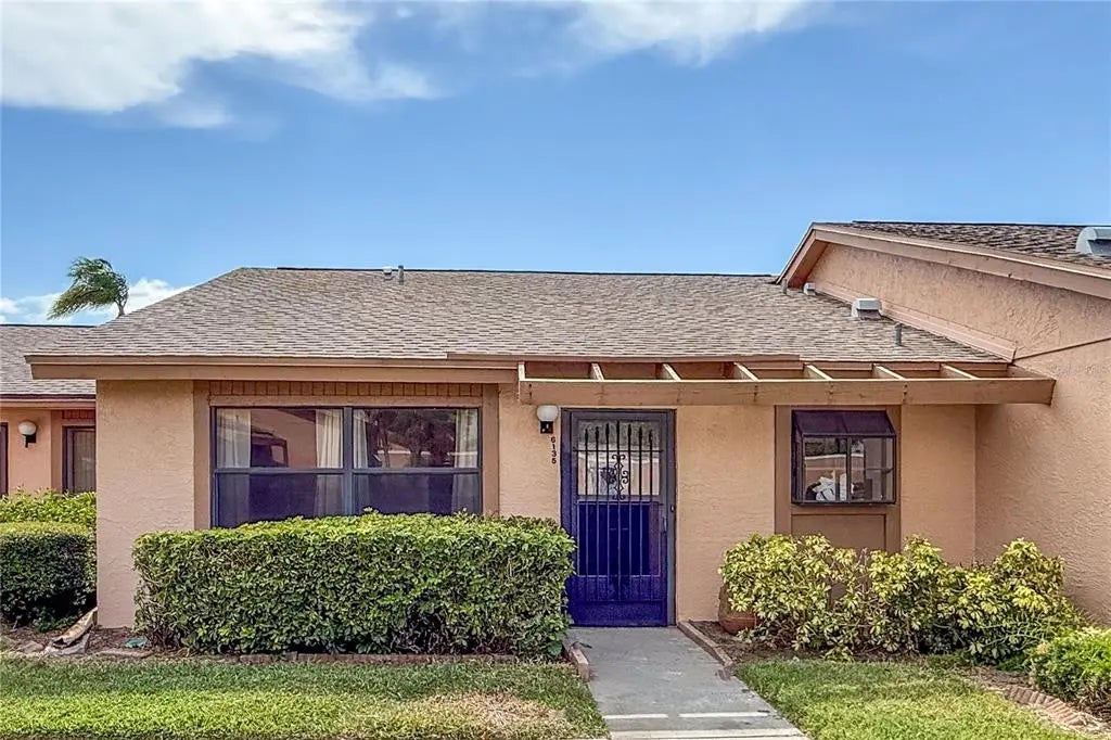 6135 Heritage Lane 6135, BRADENTON