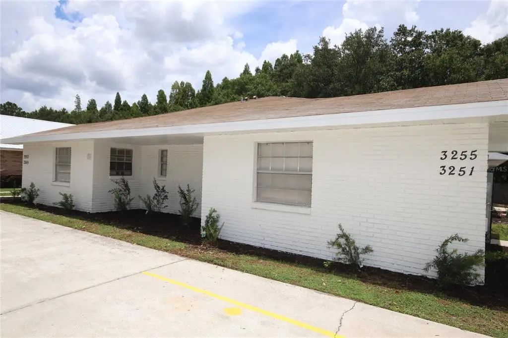 3255 Bloomingdale Villas Court, BRANDON