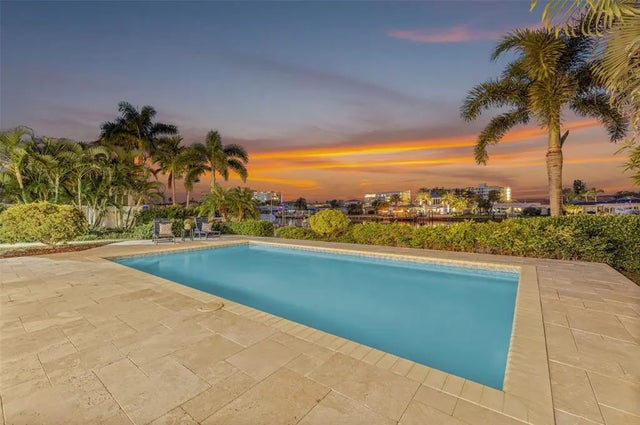 230 Midway Island, CLEARWATER BEACH