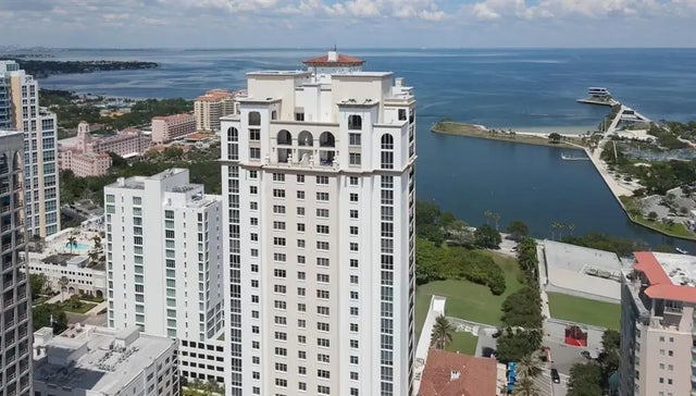 300 Beach Drive Ne 1104, ST PETERSBURG