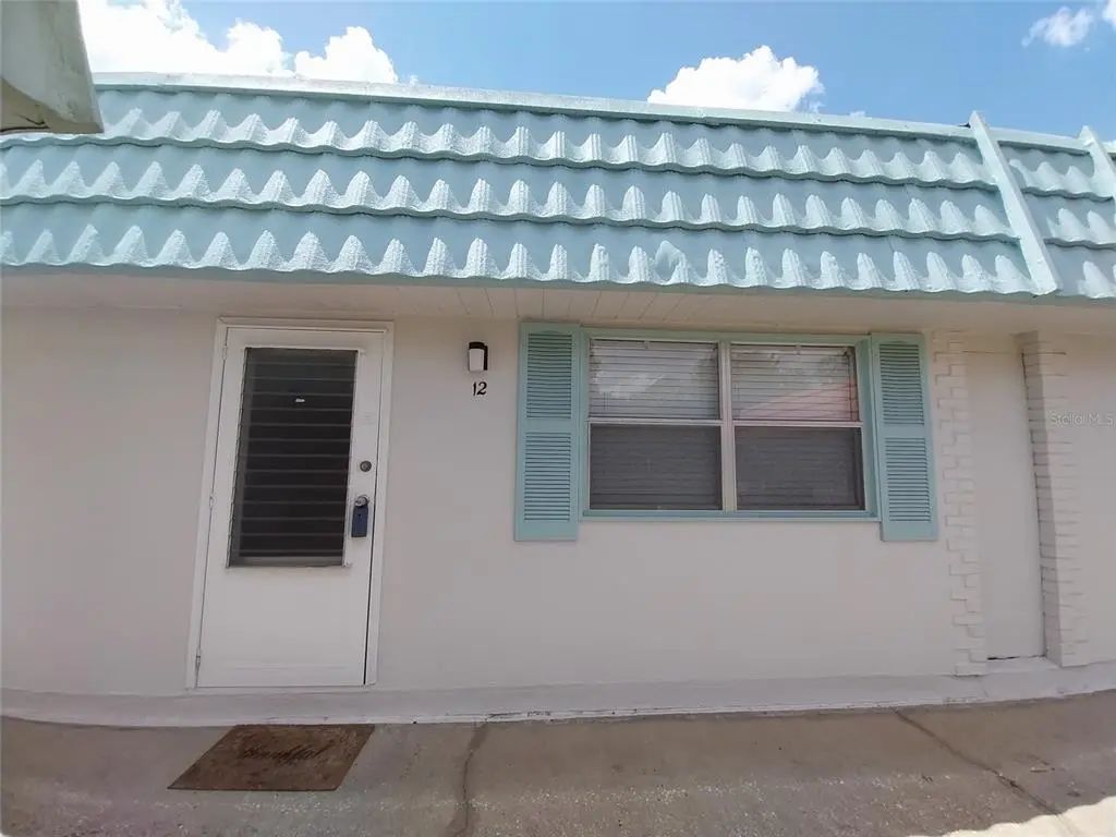 1802 Bedford Lane 12, SUN CITY CENTER
