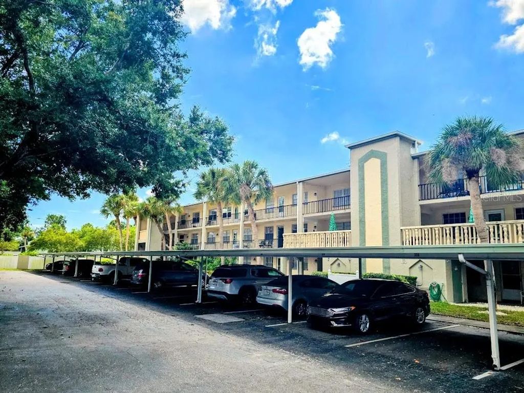 11620 Park Boulevard 303, SEMINOLE