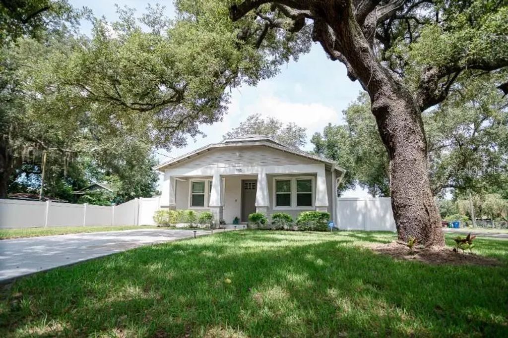 705 E Elm Street, TAMPA