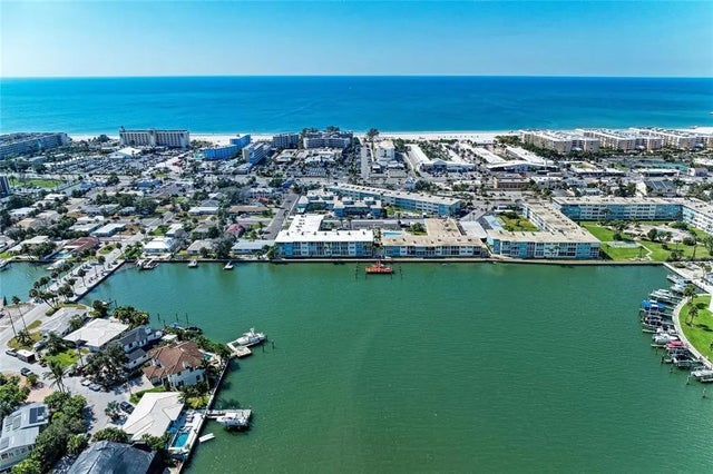 6000 2nd Street E 19, ST PETE BEACH