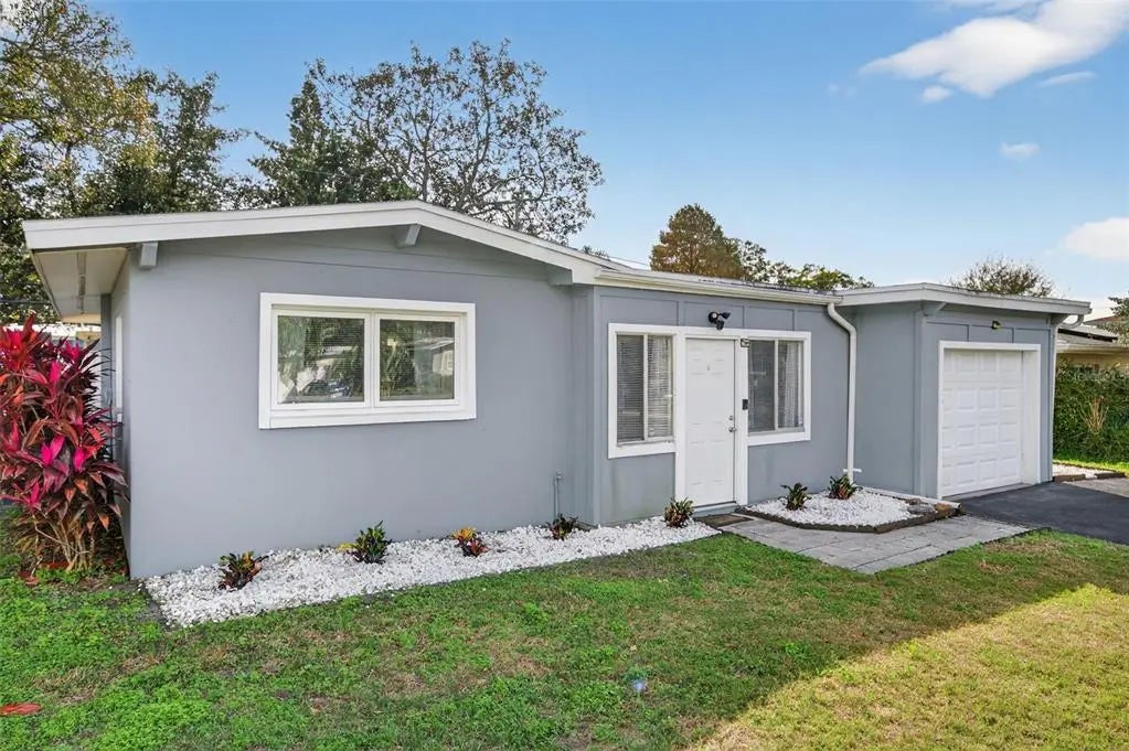 1913 Ridgewood Drive, CLEARWATER