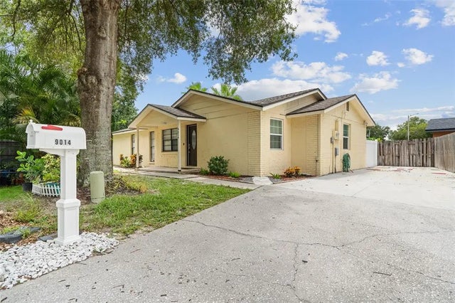 9014 Wheathill Way, TAMPA