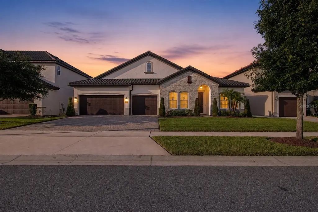8037 Ludington Circle, ORLANDO