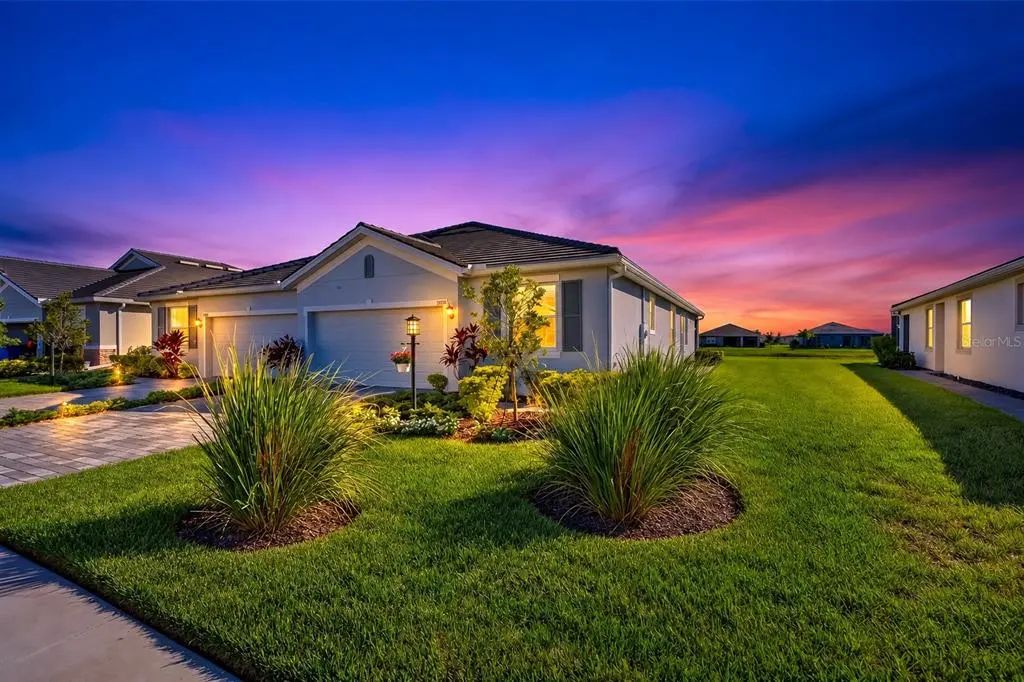18349 Cropside Trail, LAKEWOOD RANCH