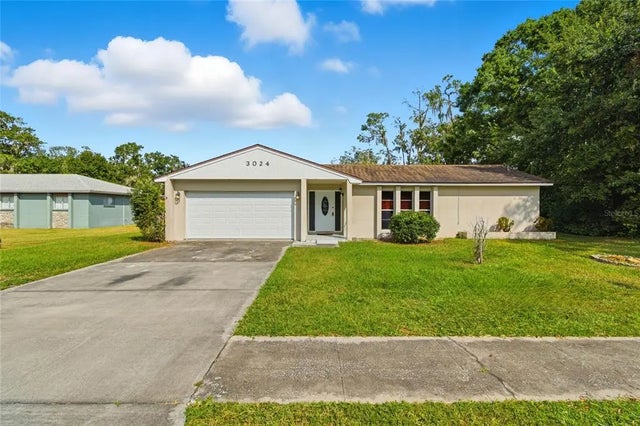 3024 Blown Feather Lane, MULBERRY