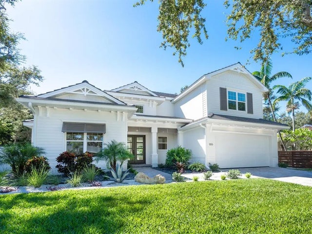 1876 Magnolia Street, SARASOTA