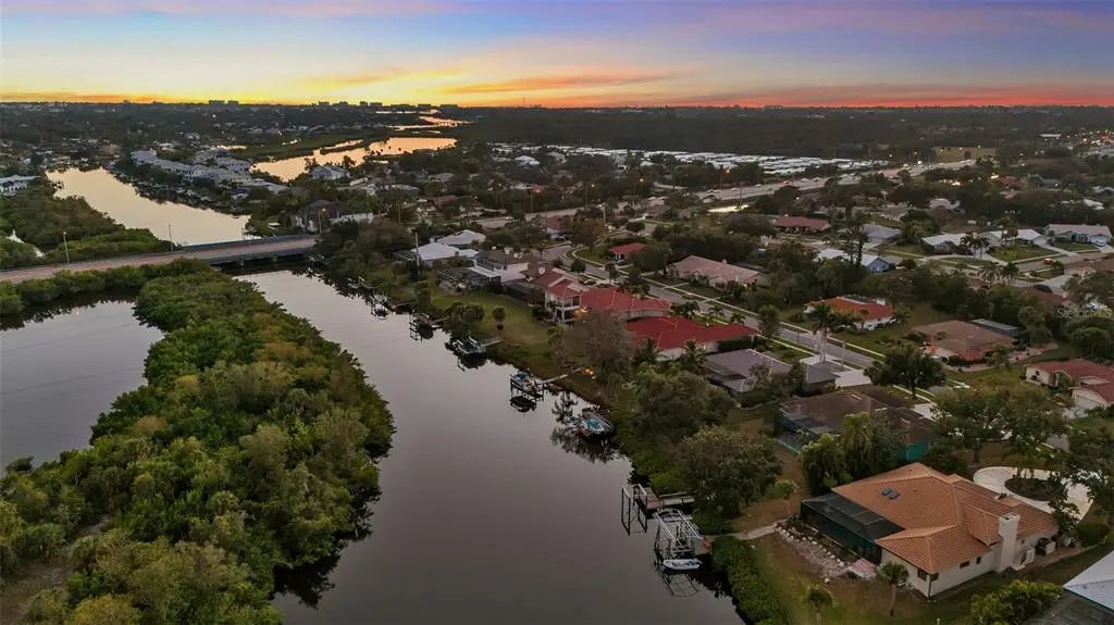 Gulf Shores Realty: 46 36cdf087a0ad840810e983833ba28137 l