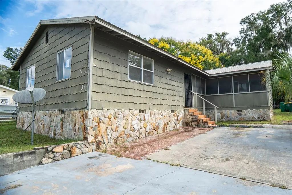 311 S Thompson Avenue, DELAND