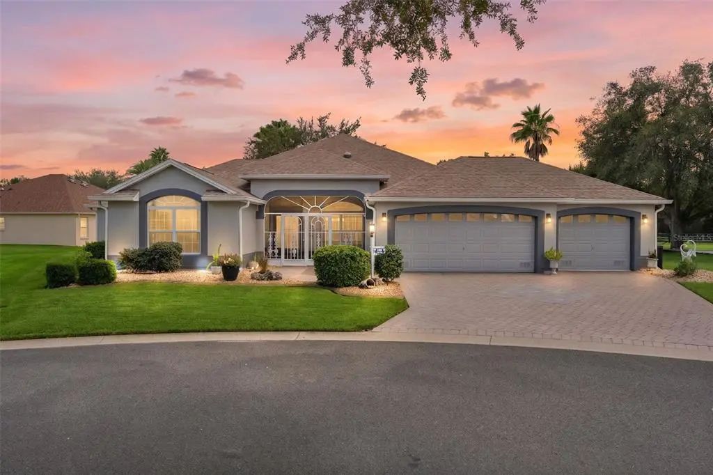 1555 Cope Place, THE VILLAGES