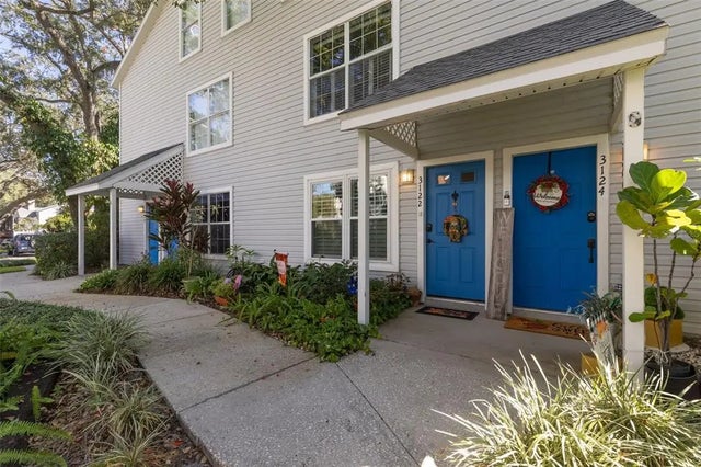 3122 Valley Oaks Drive, TAMPA