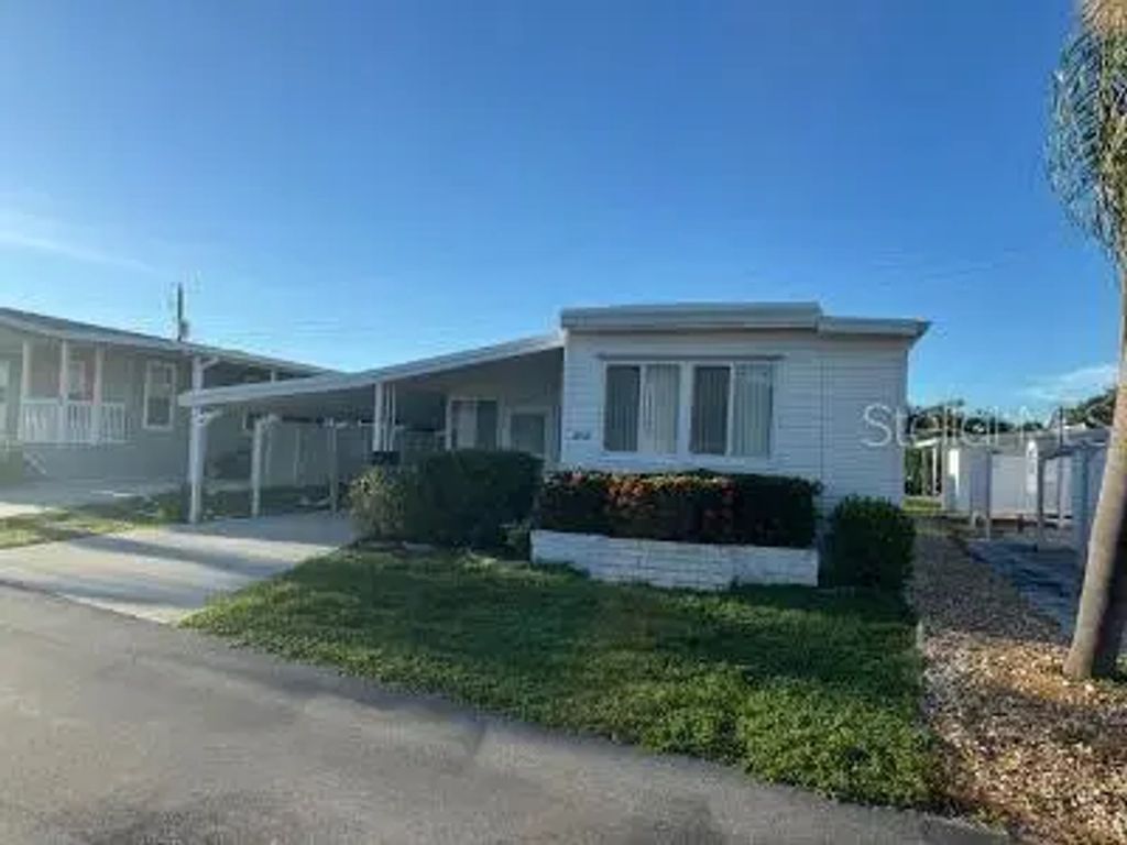 210 Southwinds Drive, SARASOTA