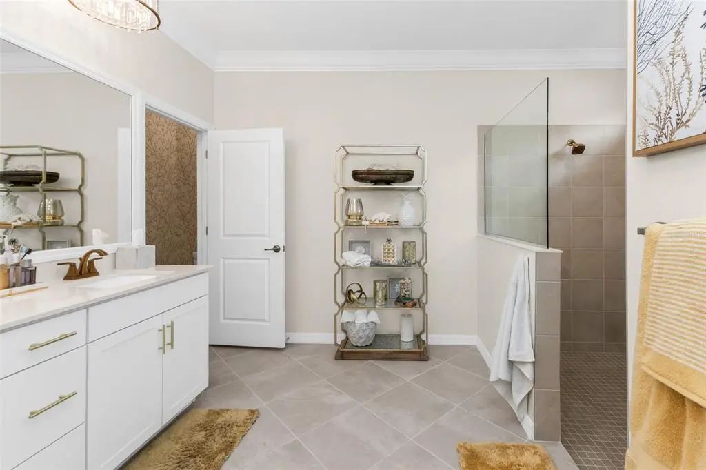 25 of 70 - 17400 Luminous Avenue, VENICE, FL