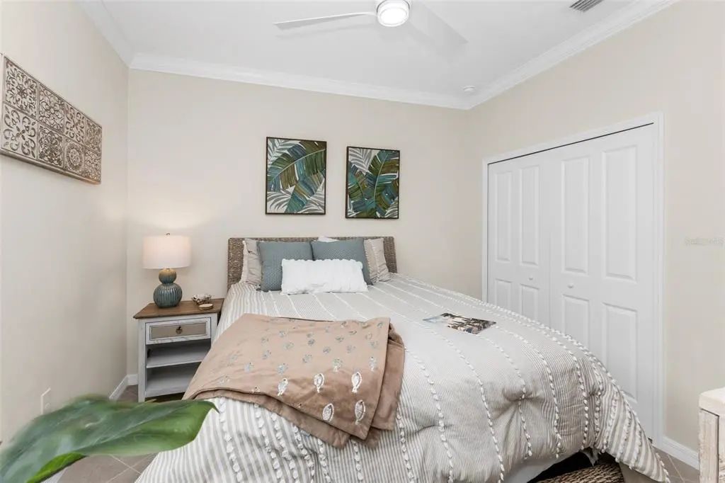33 of 70 - 17400 Luminous Avenue, VENICE, FL