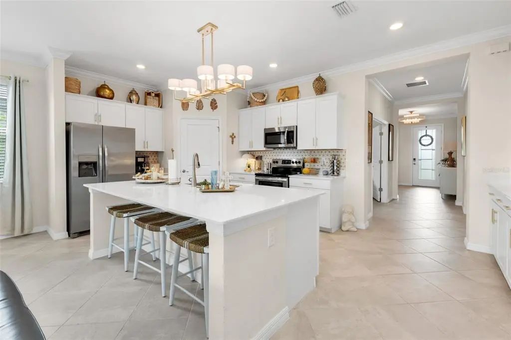 4 of 70 - 17400 Luminous Avenue, VENICE, FL