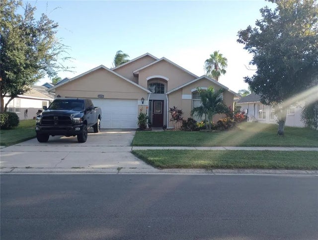 7947 Golden Pond Circle, KISSIMMEE