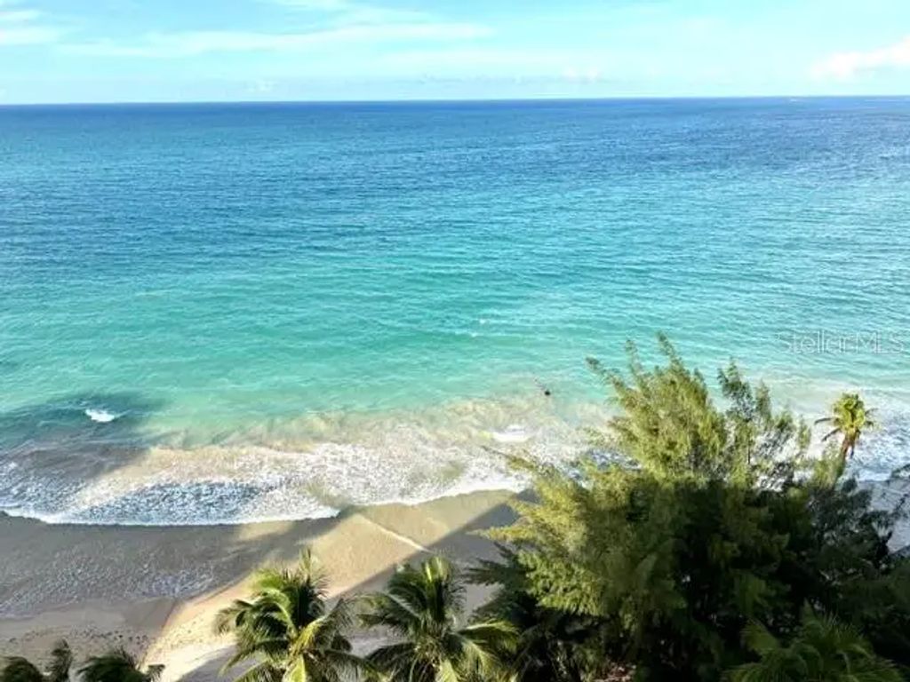 3919 Isla Verde Avenue 15, CAROLINA