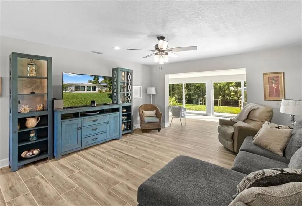 11286 W Bayshore Drive, Crystal River