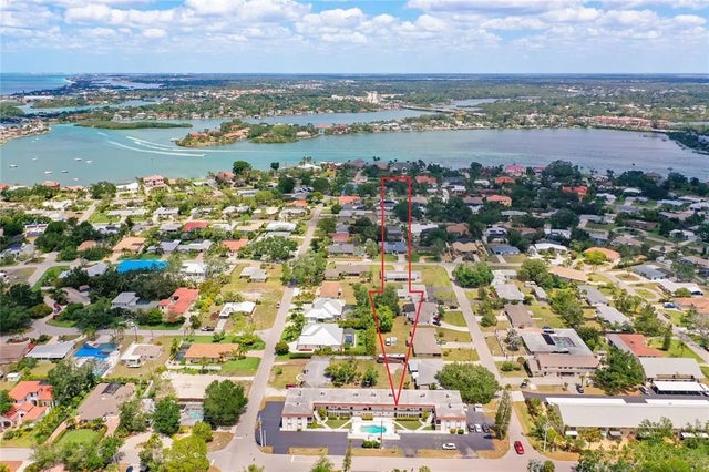 504 Narvaezi Street 126, VENICE