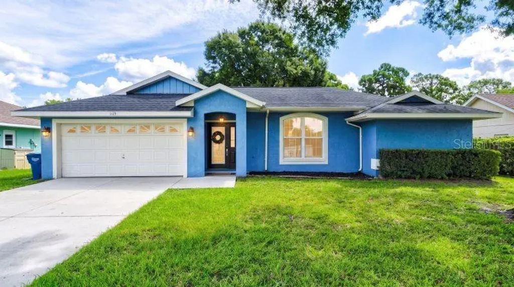 7129 Queen Palm Circle, SARASOTA