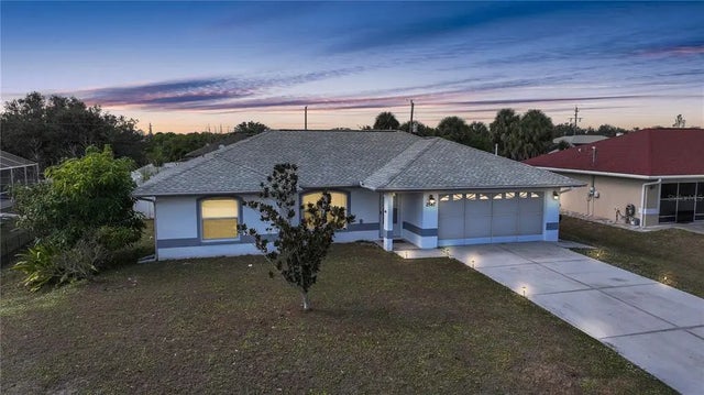 2587 Logsdon Street, NORTH PORT