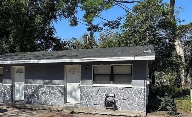 Photo of 10022 North Lantana Avenue A, TAMPA FL